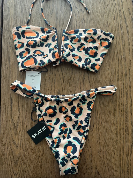 Skatie Other - Skatie Women’s Leopard Print Bikini Set in Peach & Teal